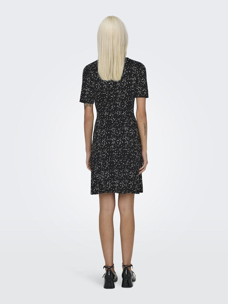 Vestido mujer Only 15297612 Onlverona S/S Short Dress Jrs Noos Black Julie White Dot