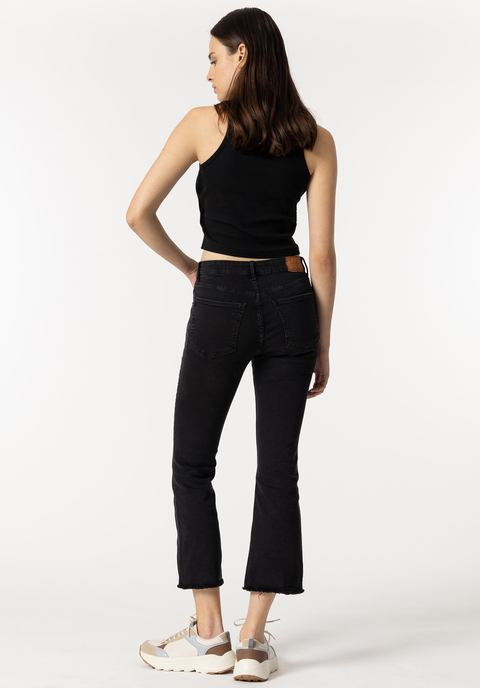 MEGAN_49 P1027