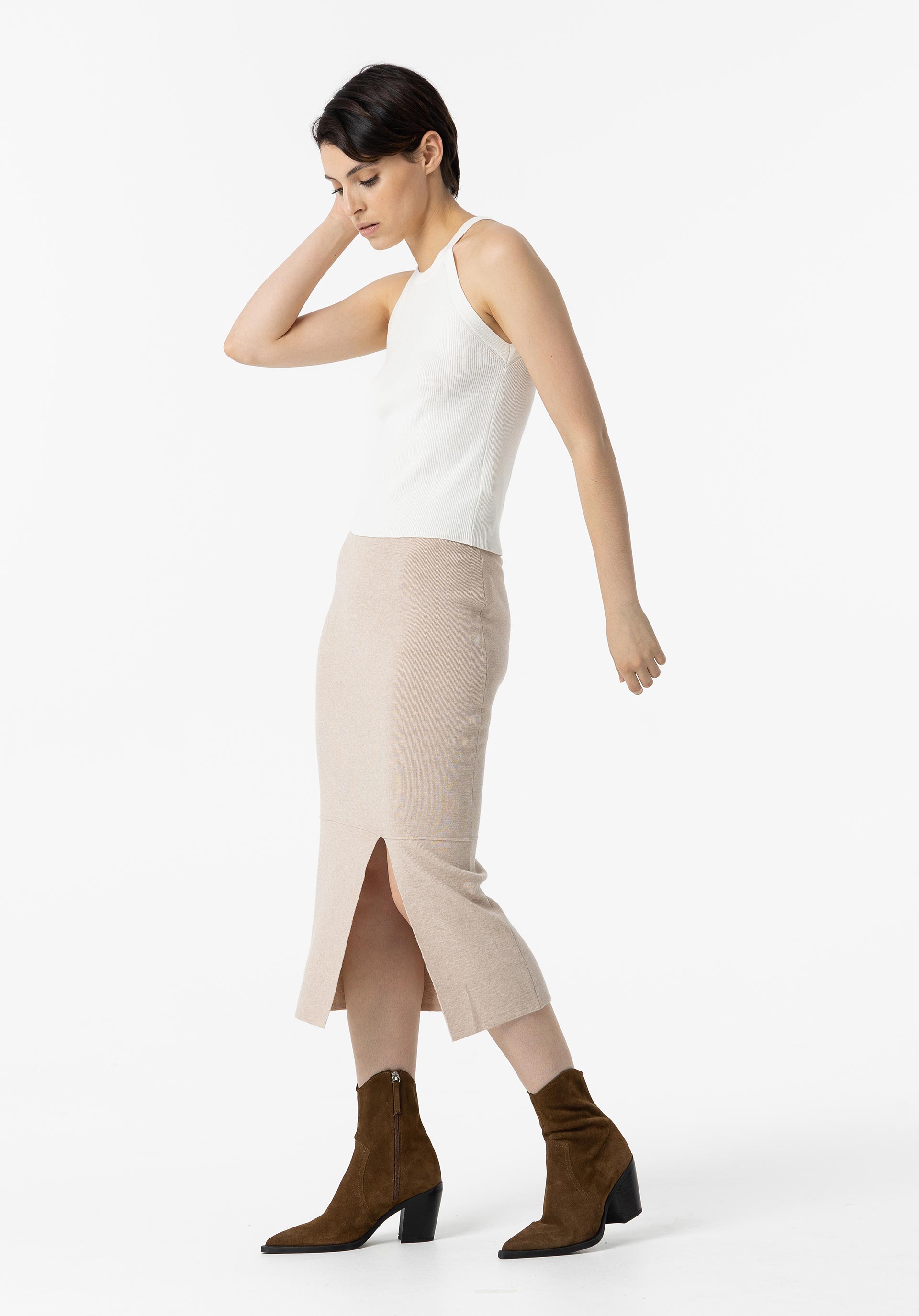 Kyri_4B 167 Beige