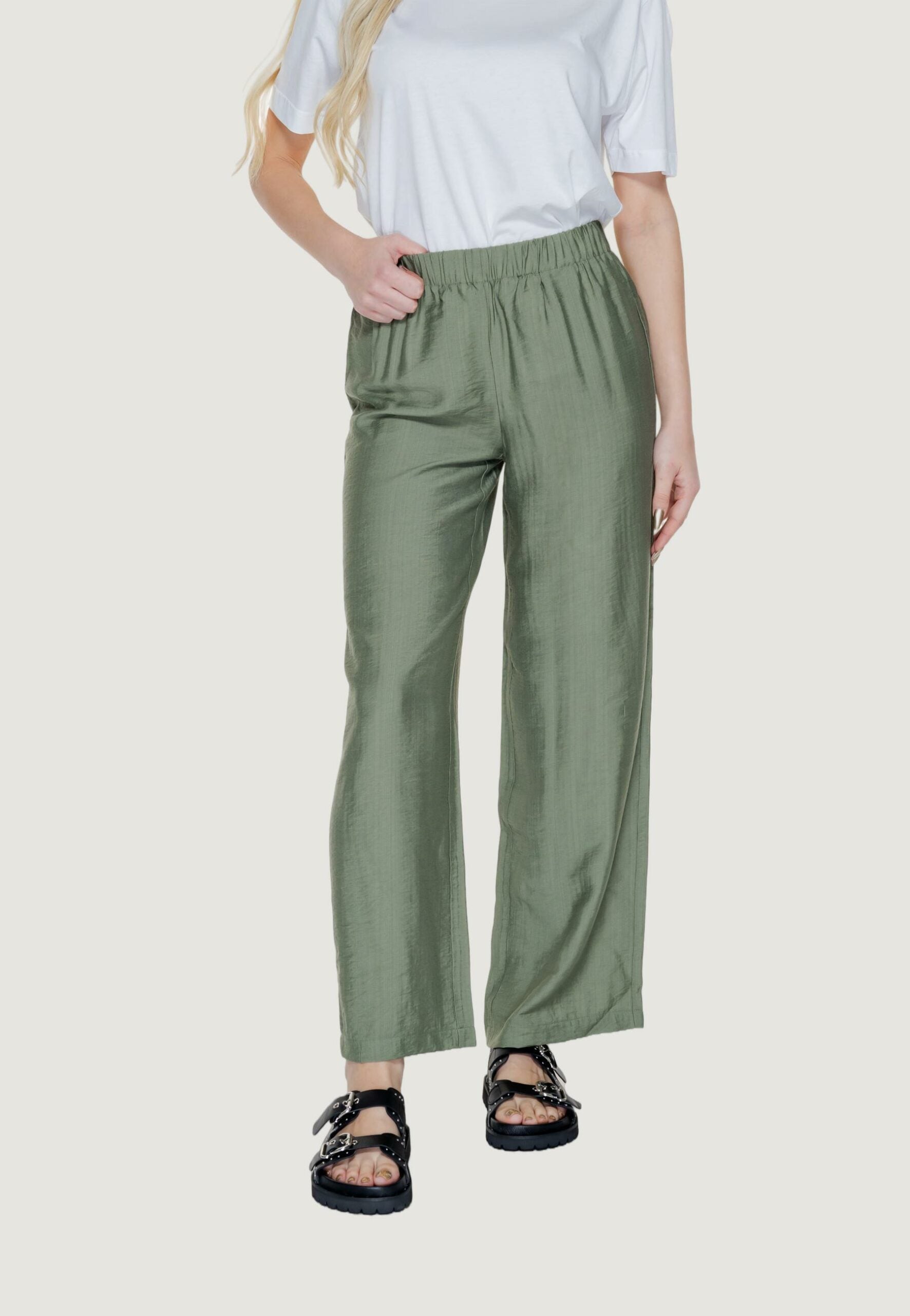 Pantalón 15319204 de Only Onlzabbi Paula Hw Pant Life Wvn Deep Lichen Green