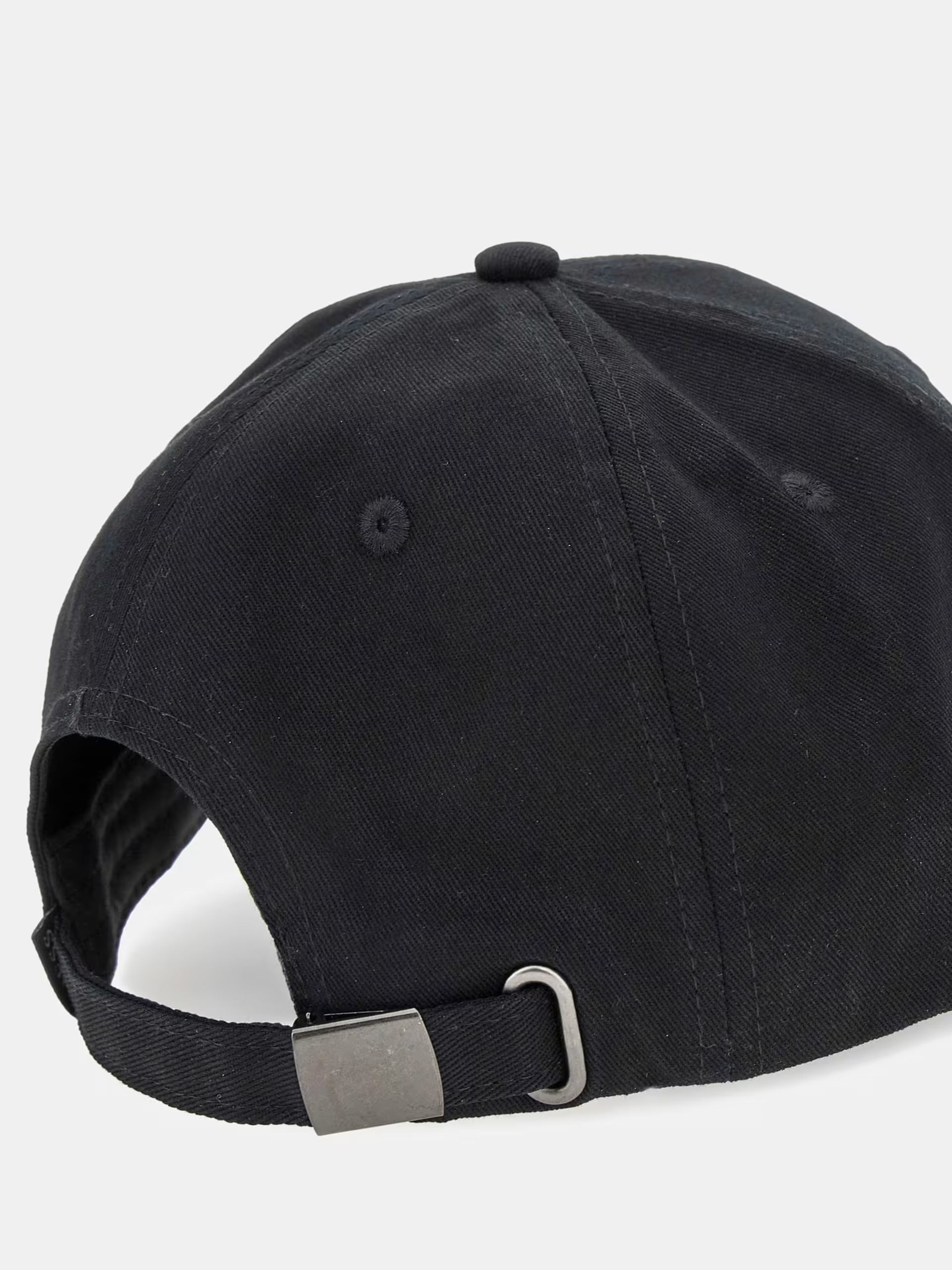 Gorra Guess 3D G Logo Baseball Jet Black A996