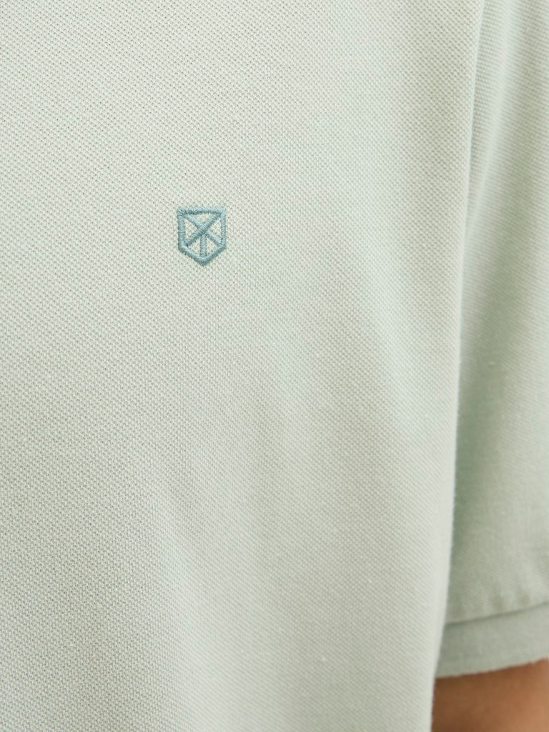 4523330