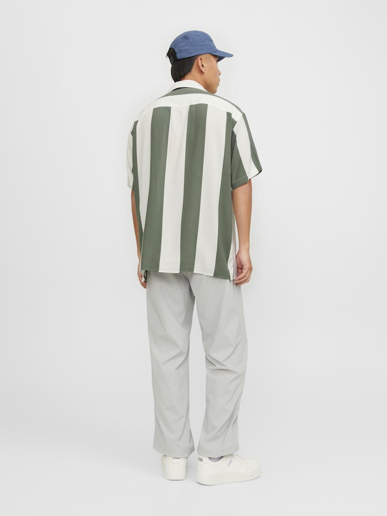 Jcojeff 12252536 Aop Resort Shirt Ss Relax Ln Agave Green Stripe de jack & Jones