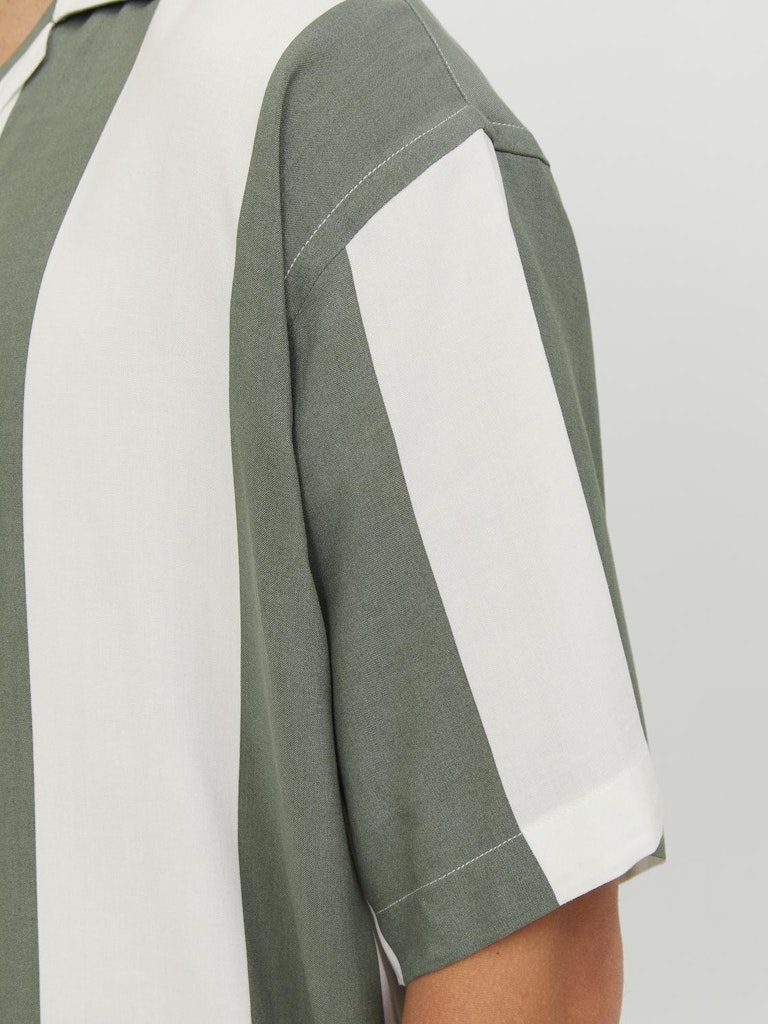 Jcojeff 12252536 Aop Resort Shirt Ss Relax Ln Agave Green Stripe de jack & Jones