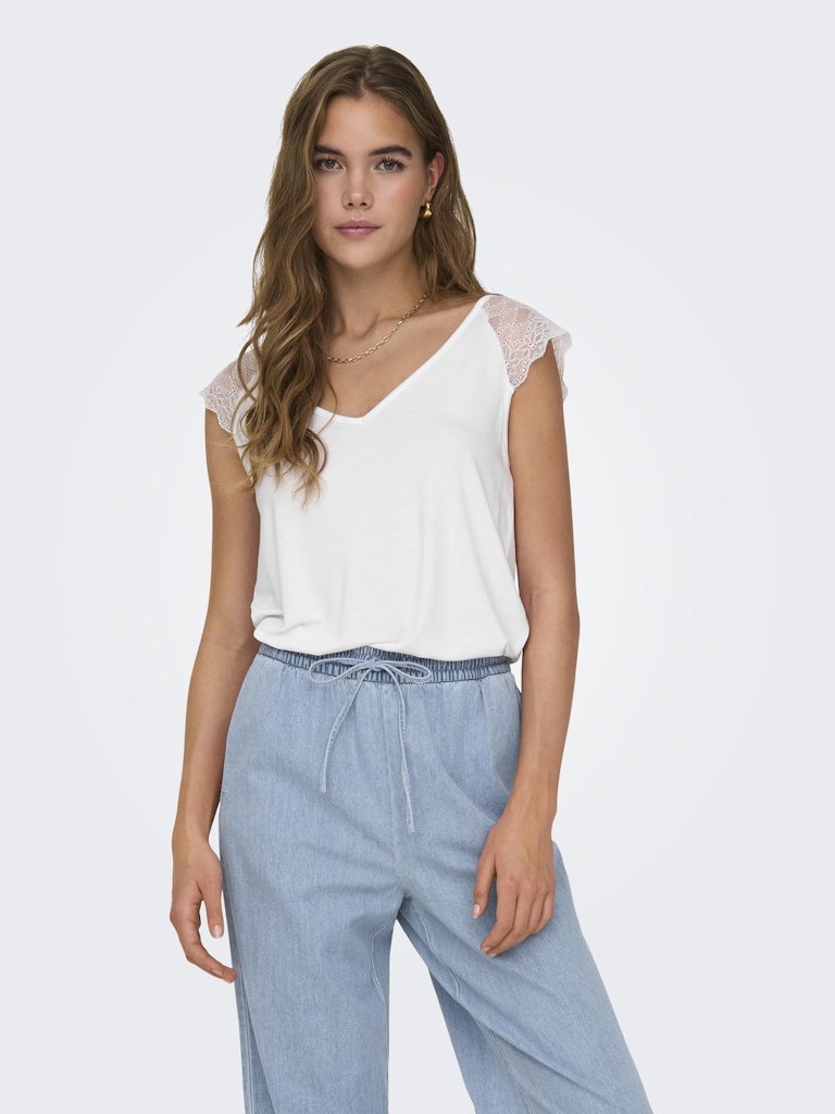 Onlpetra S/S Lace Mix Top Jrs Noos White 15315803 de Only