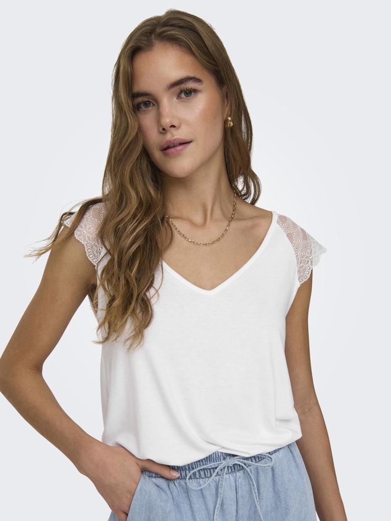 Onlpetra S/S Lace Mix Top Jrs Noos White 15315803 de Only