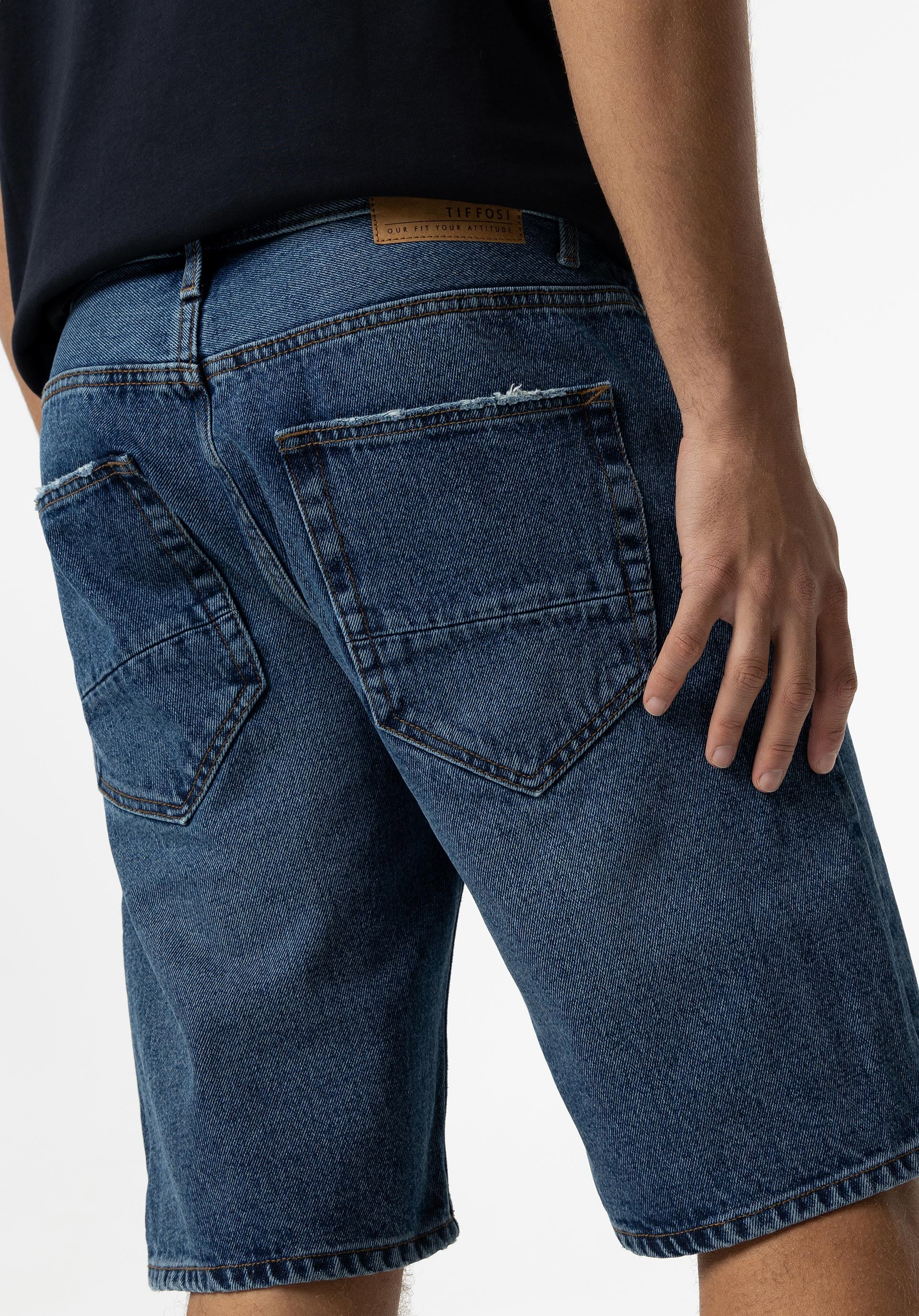 Short Regular_22 E10