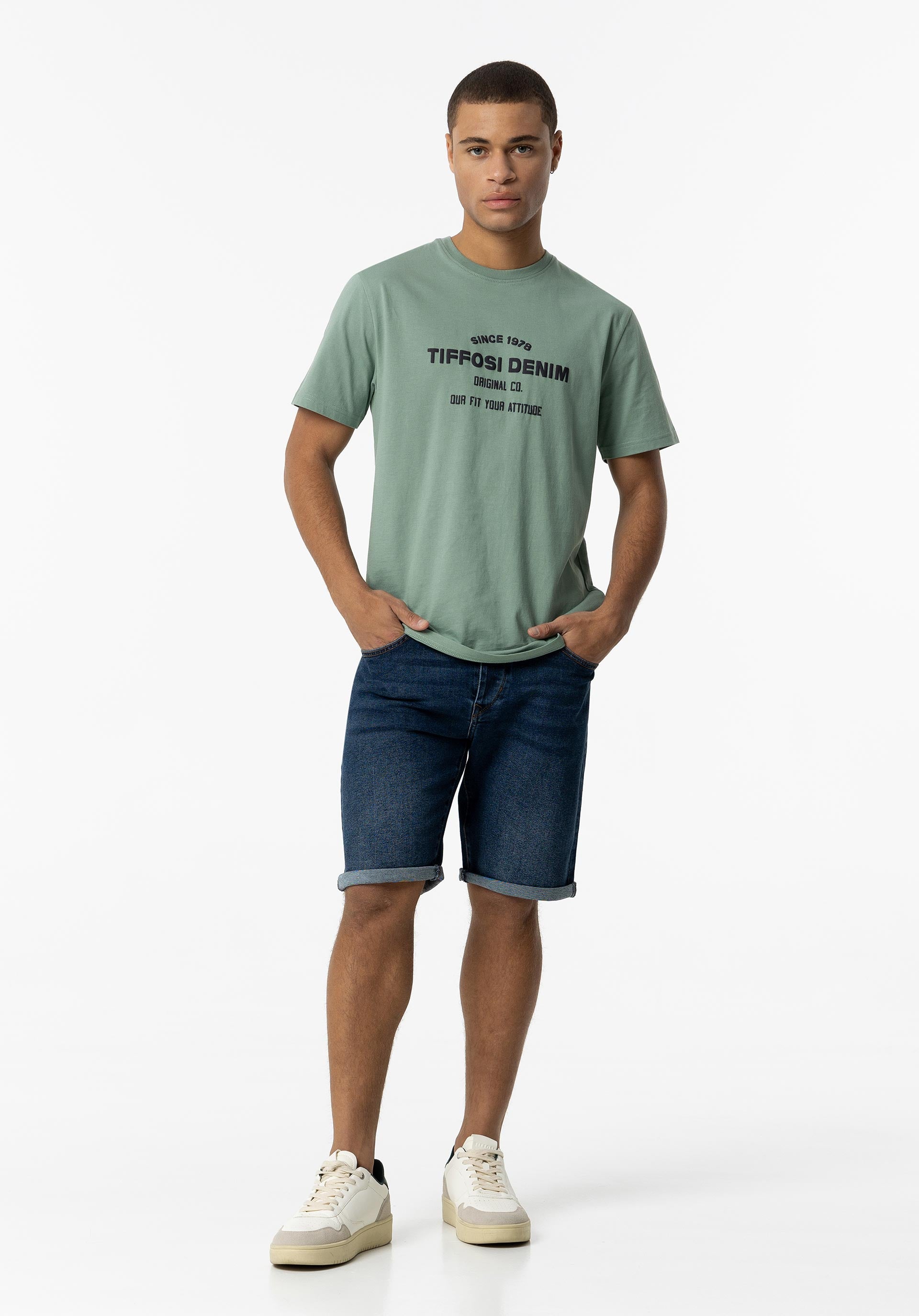 2886860