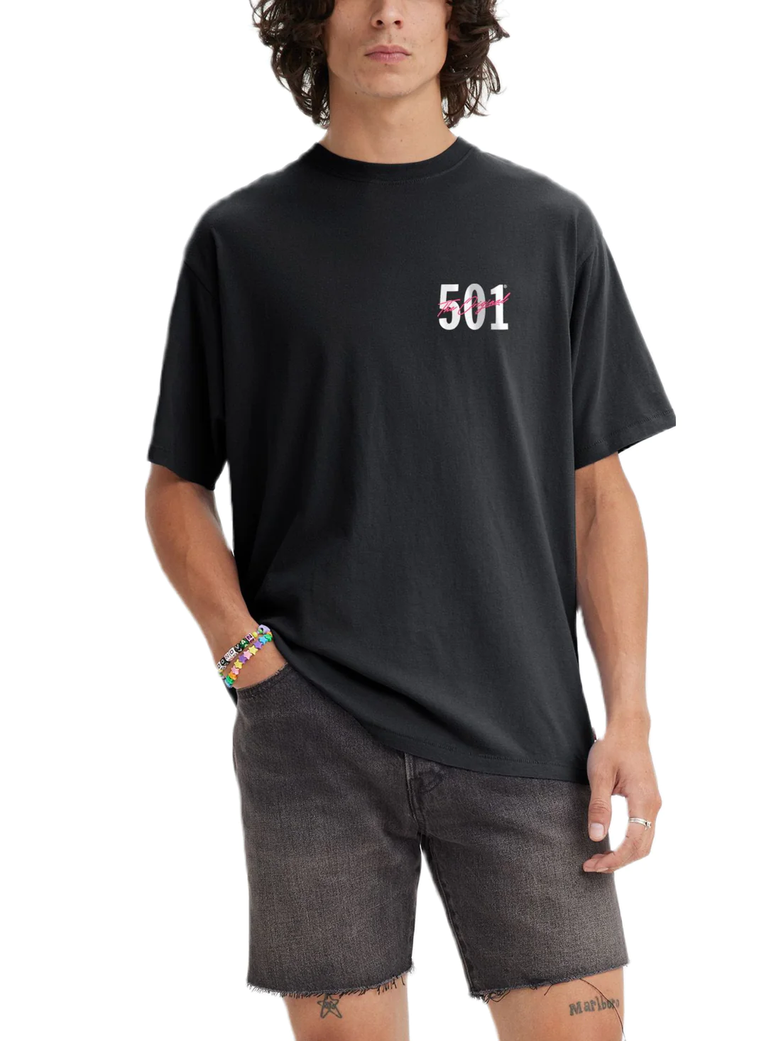 1517568