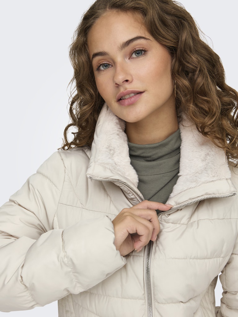 Onlhelen Short Puffer Jacket Otw Pumice Stone