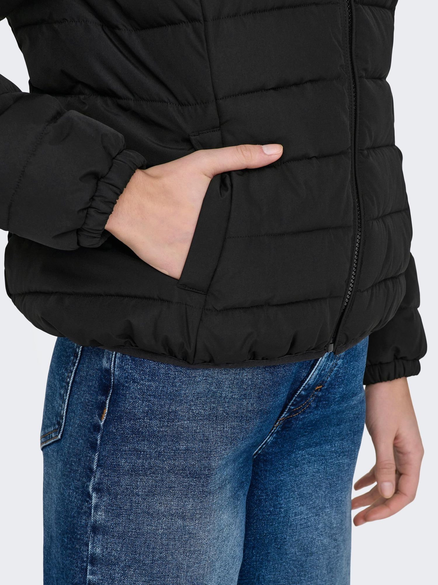 Onlclaire Quilted Jacket Cs OtwBlack - dvjeans