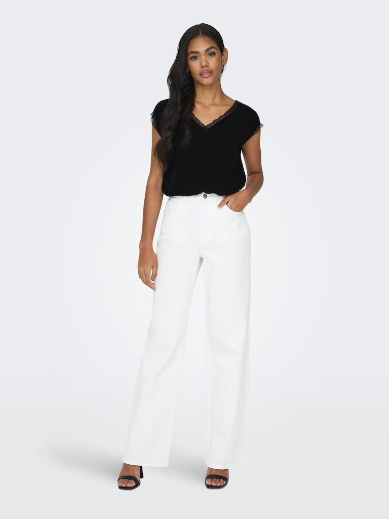 Onljasmina Fr S/S V-Neck Lace Top Ptm Black