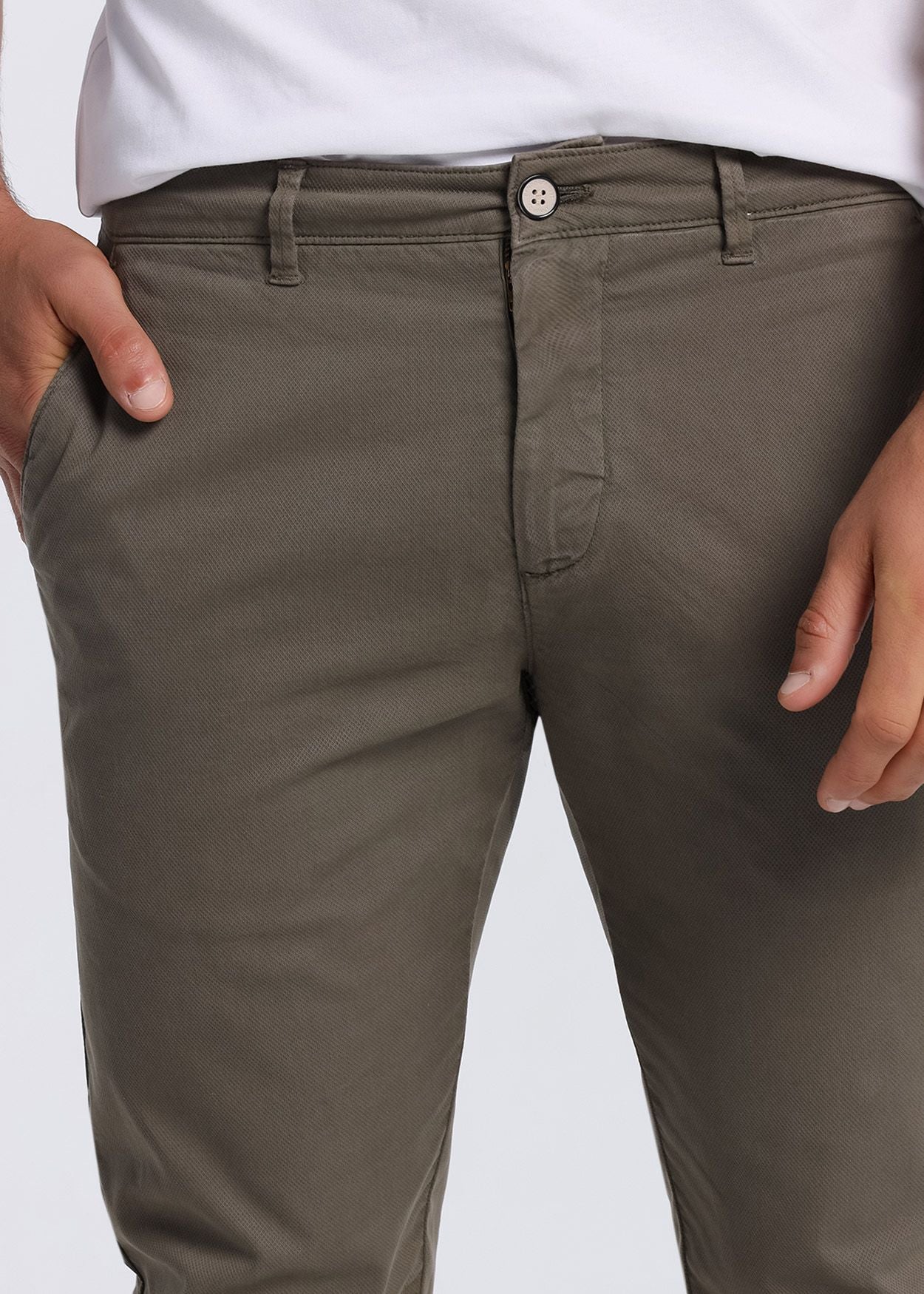 Pantalon Chino Caja Media Slim 276