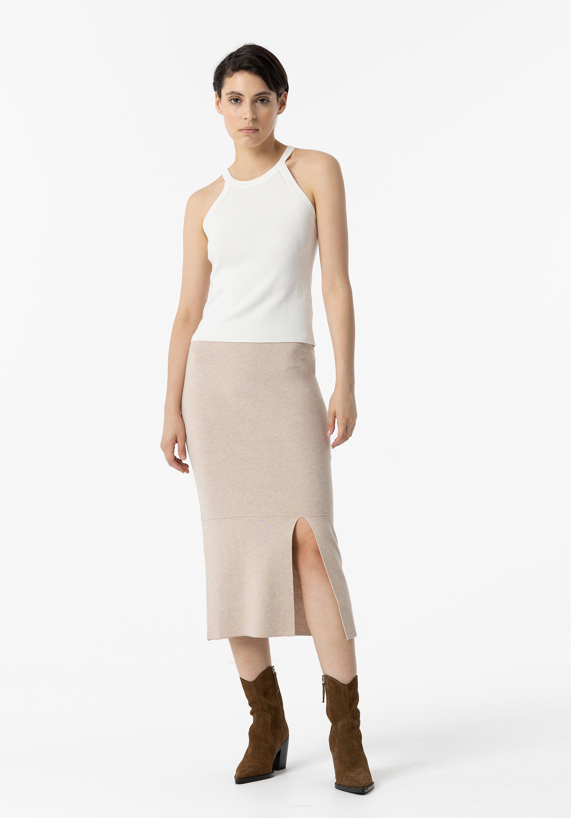 Kyri_4B 167 Beige