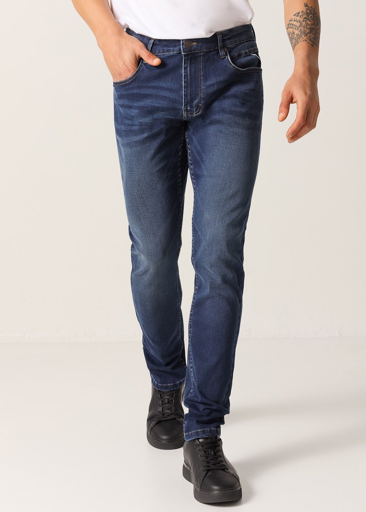 Jeans Cintura Media Slim Tiro Medio    Dark  Blue  Wash 957