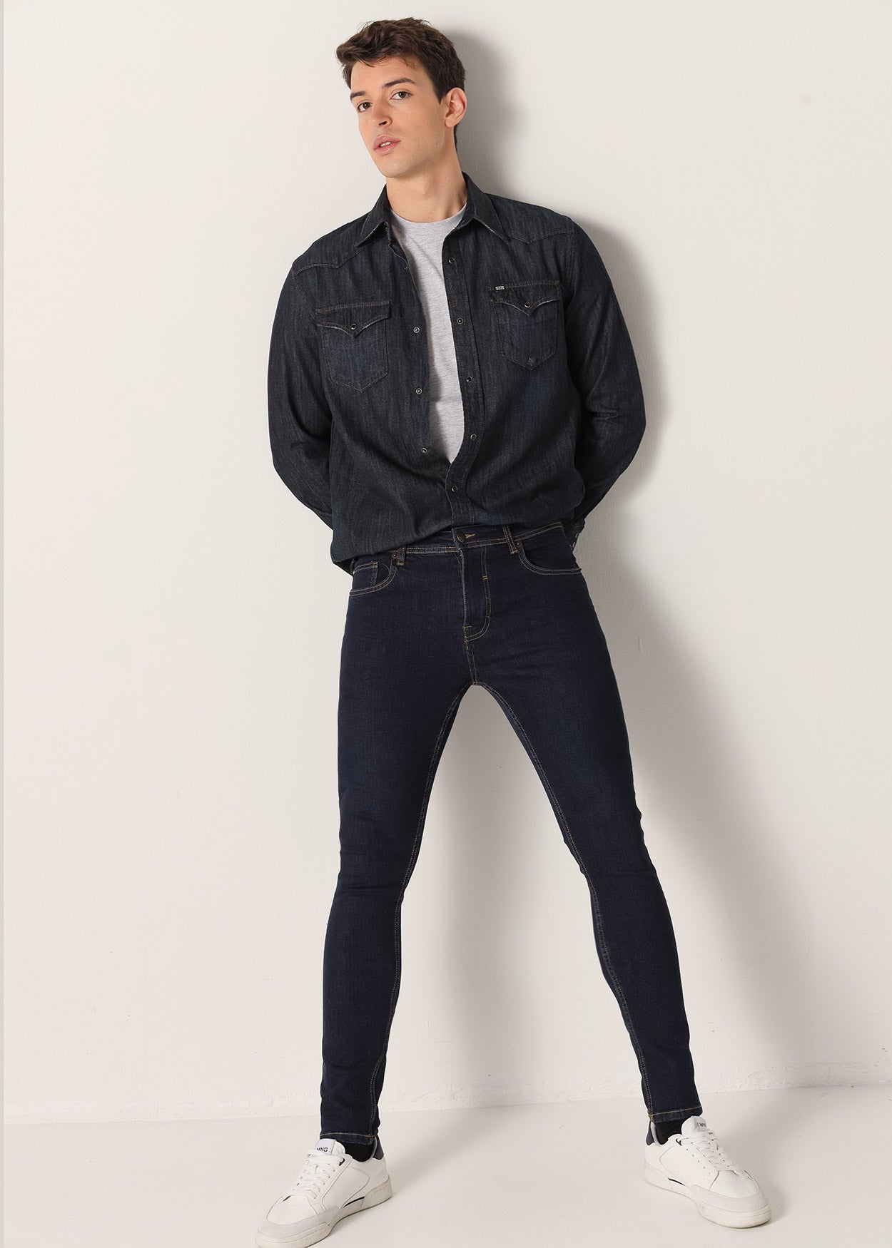 Jeans Cintura Media Skinny Tiro Medio  Rinse Wash 979