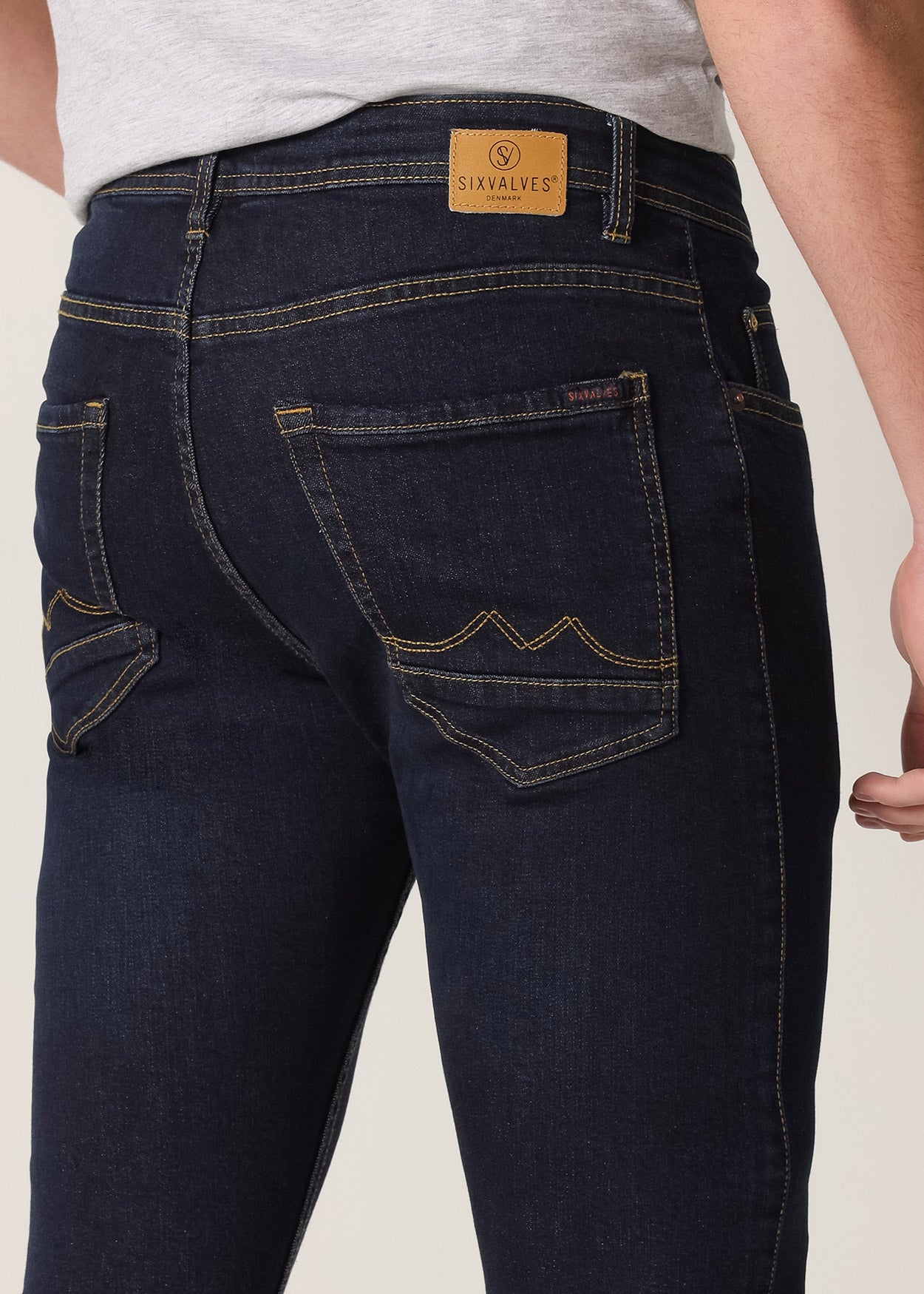 Jeans Cintura Media Skinny Tiro Medio  Rinse Wash 979