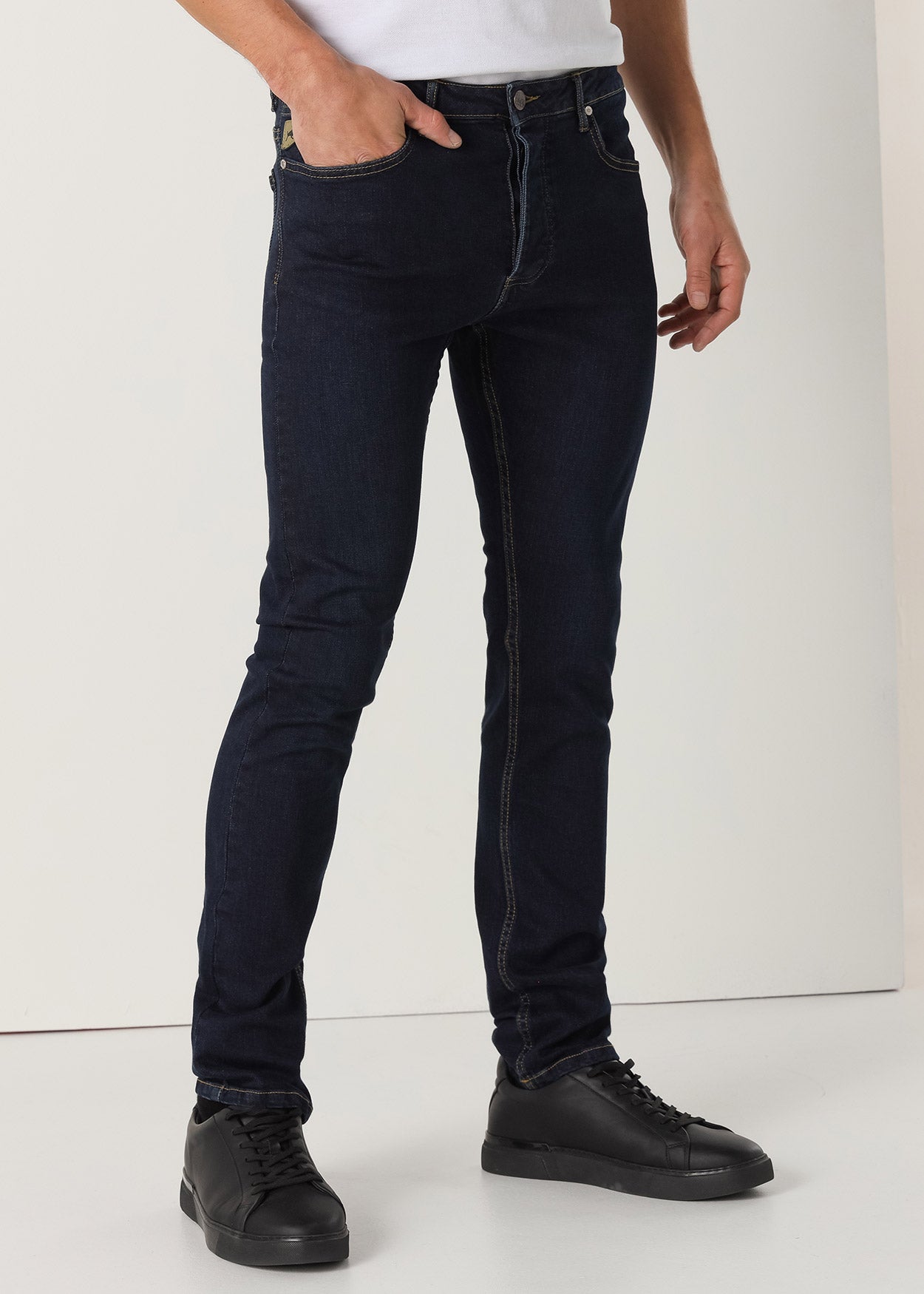 Marvin-Marley Jeans Cintura Media  Regular Tiro Medio Rinse Wash 101903405 979