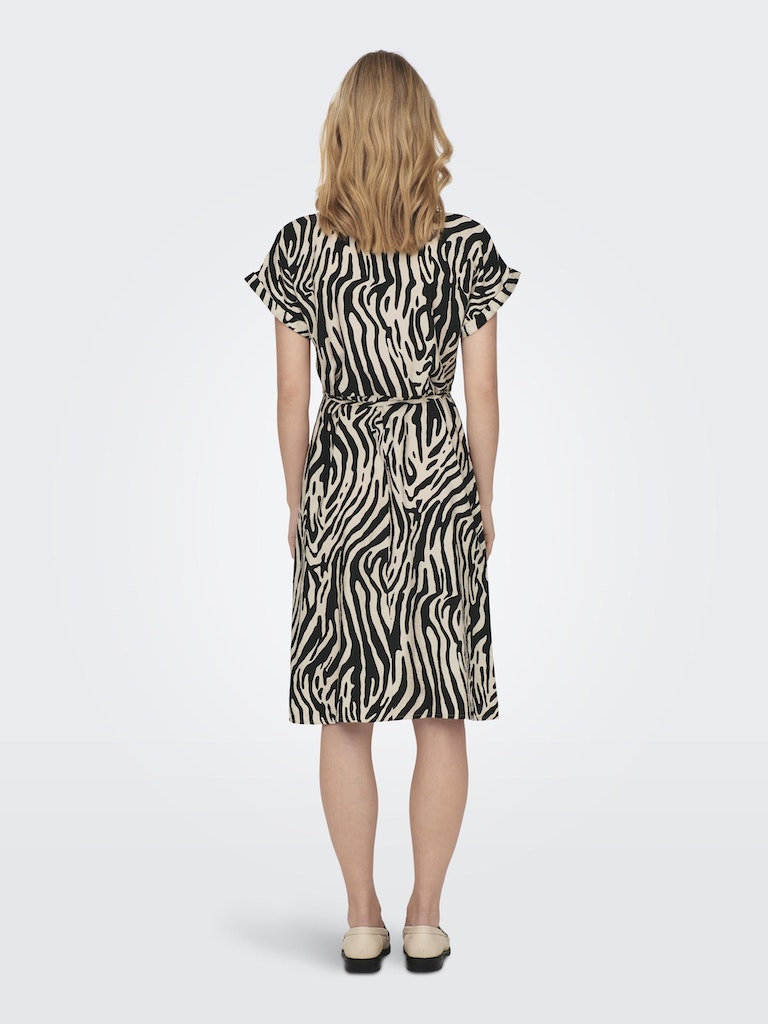 Jdycamille 15286472 S/S Shirt Dress Wvn Tapioca Black Zebra de Jdy