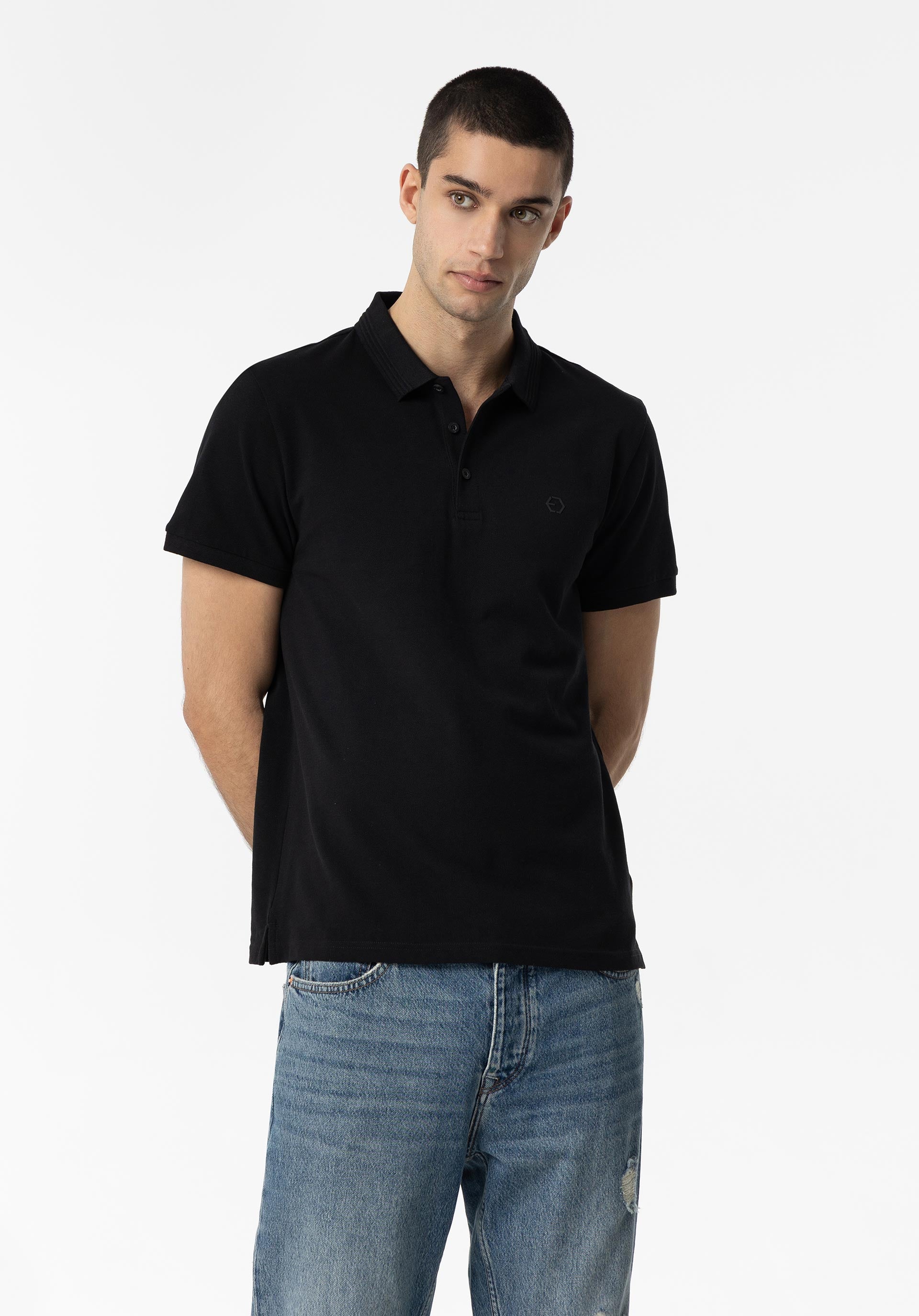 Polo 10050806 Manning_2 000 Black de Tiffosi