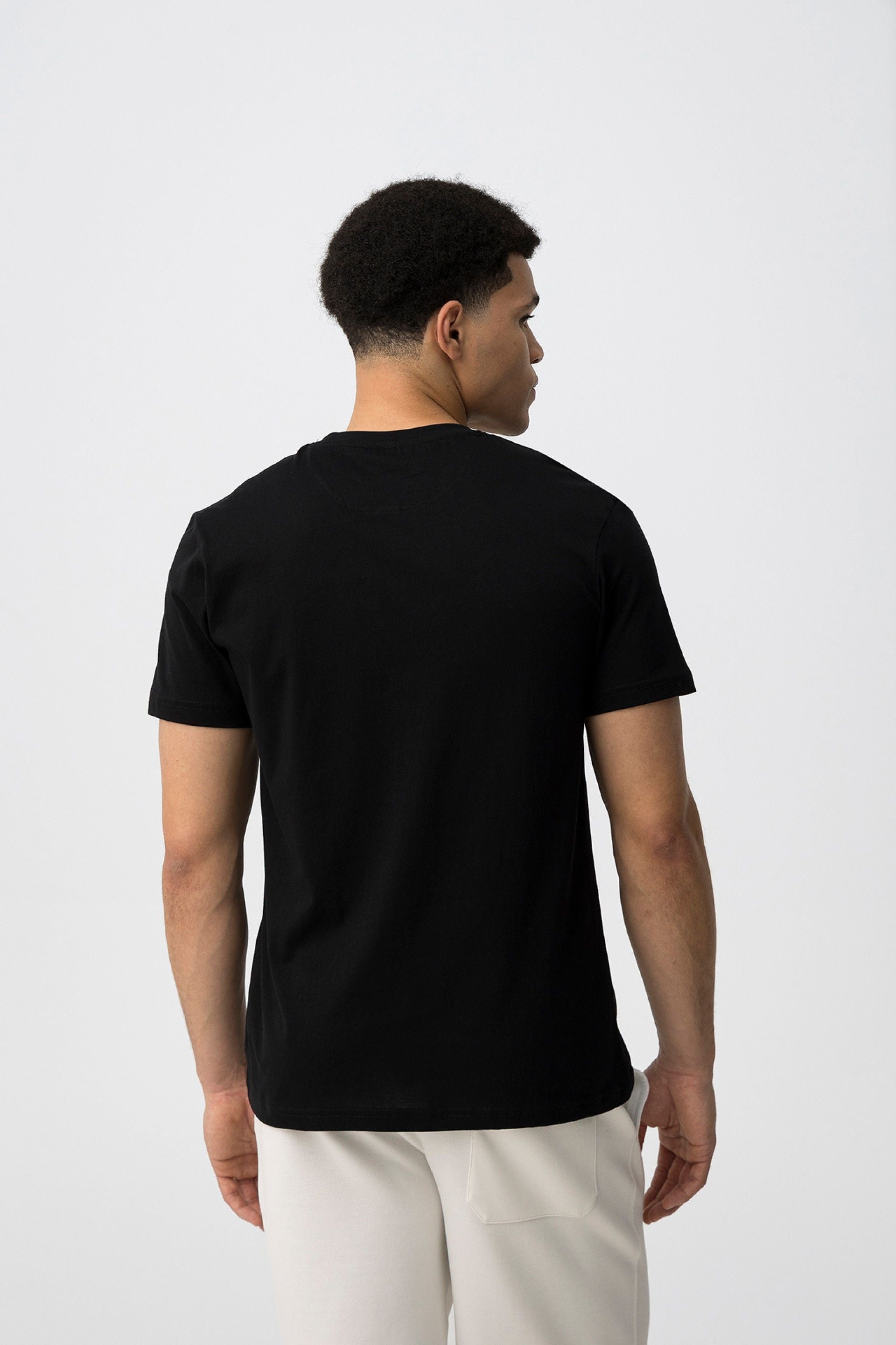 5842421