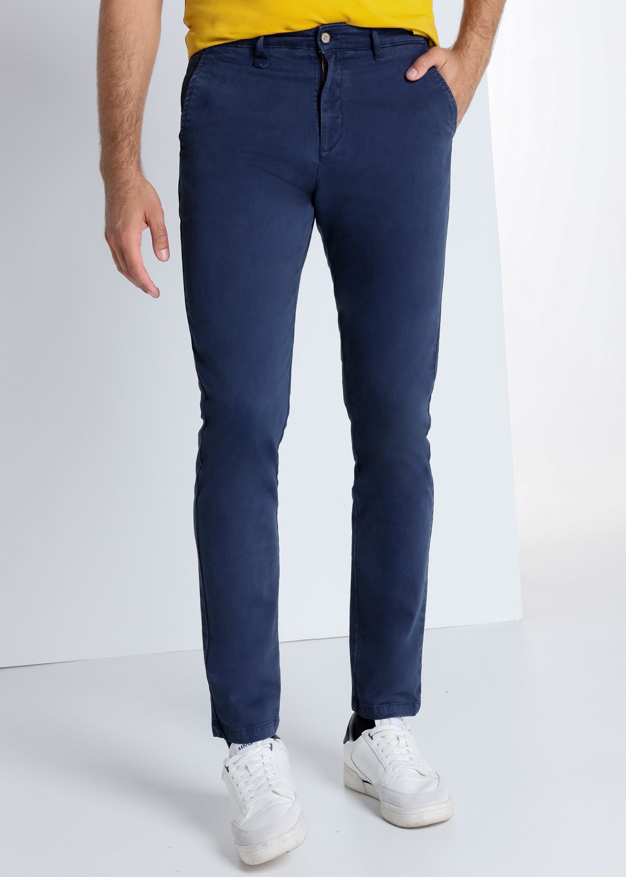 Pantalon Chino Cintura Media Slim Tiro Medio  269