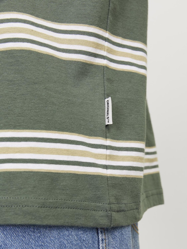 Jorlucca Stripe Tee Ss Crew Neck Laurel Wreath de Jack & Jones