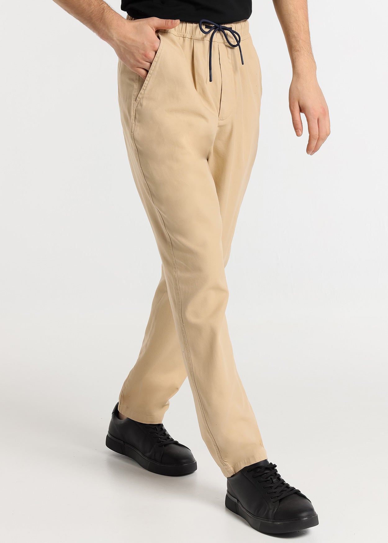 Victorio & Lucchino 600007000 Pantalon Chino Slim Tiro Medio Cintura Gomas Mezcla Lino  782