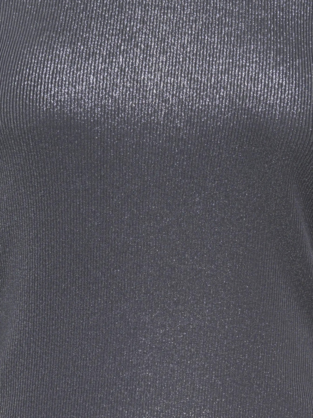 7068400