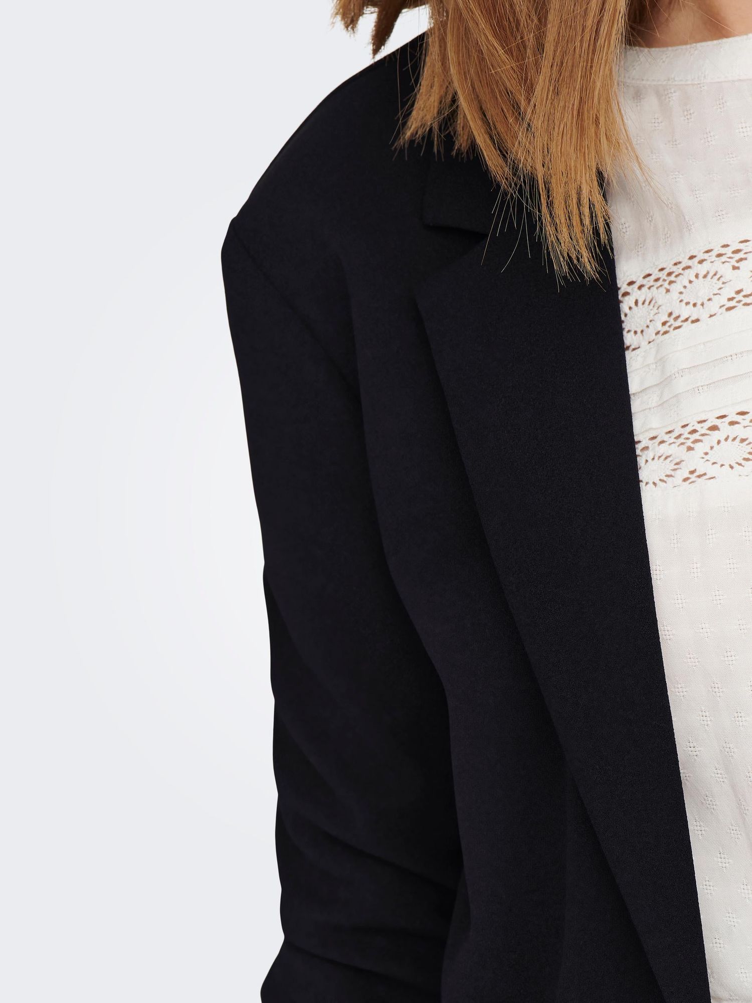 Onllacy-Evi L/S Loose Blazer Cc Tlr Black - dvjeans