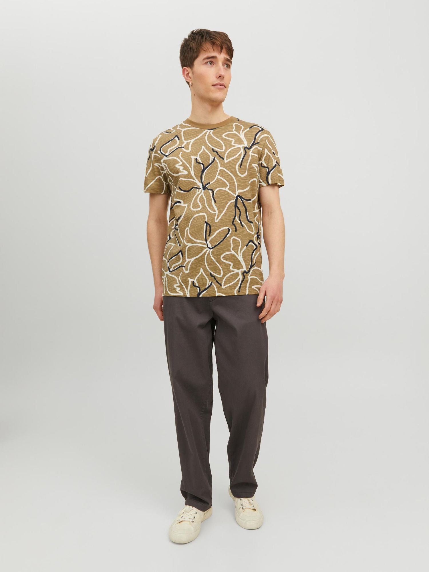 Jprblatropic Aop Ss Tee Crew Neck Sn Covert Green - dvjeans