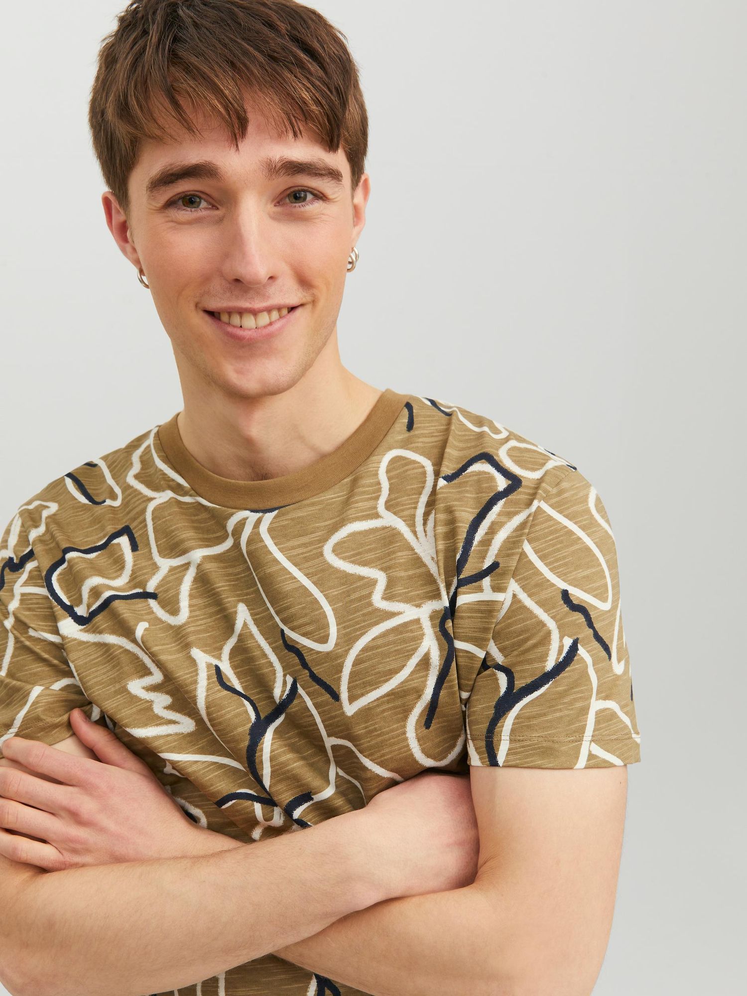 Jprblatropic Aop Ss Tee Crew Neck Sn Covert Green - dvjeans